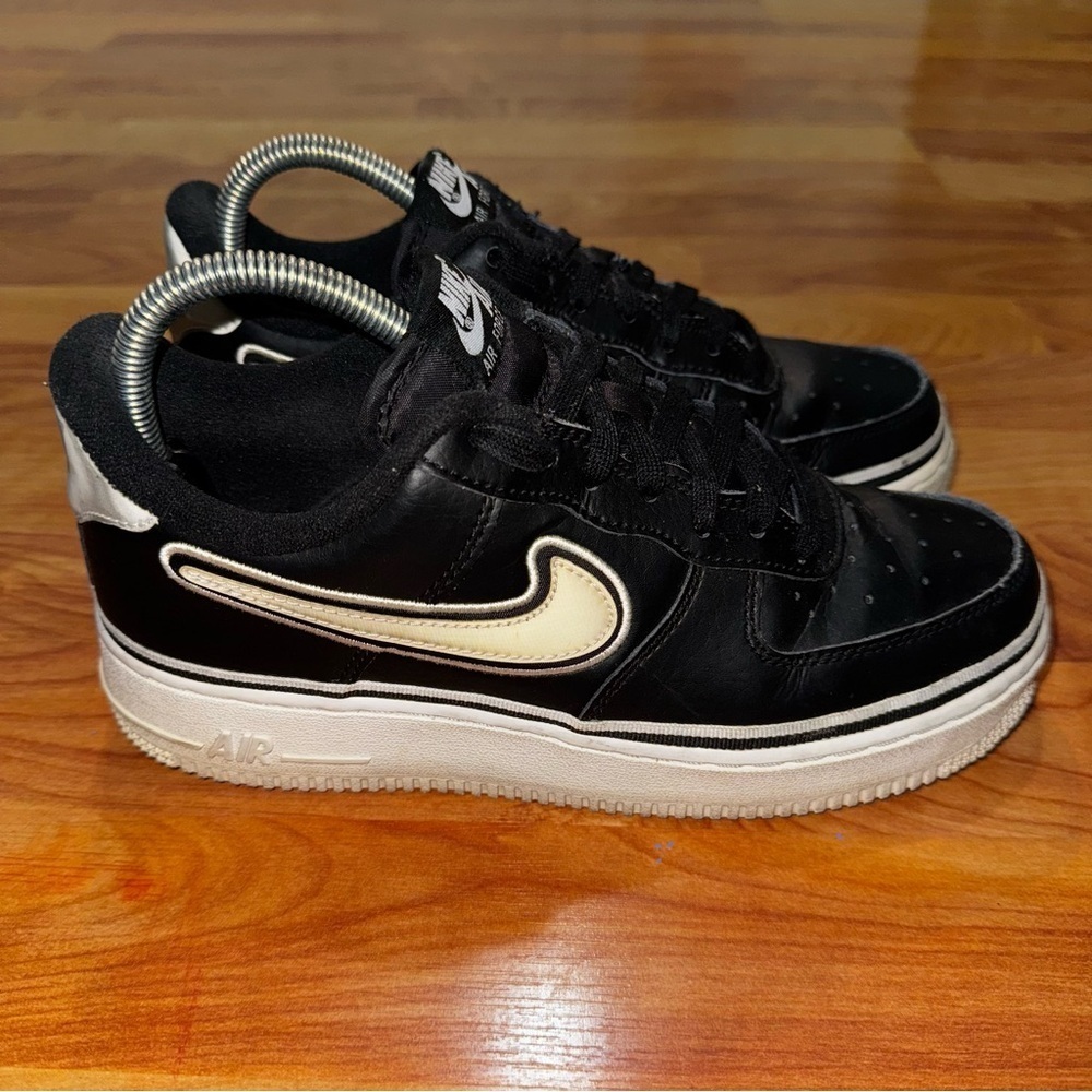 Nike Air Force 1 Low 07 LV8 Sport AF1 Black/White MEN'S 6 AJ7748 001 (Holograms)